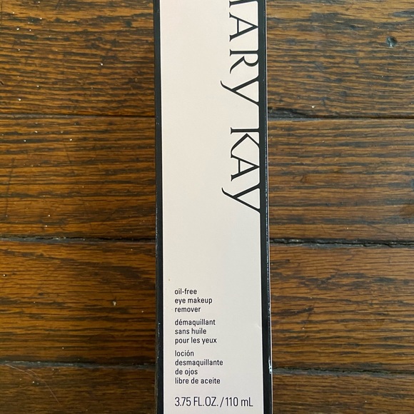 Makeup remover - Picture 1 of 2